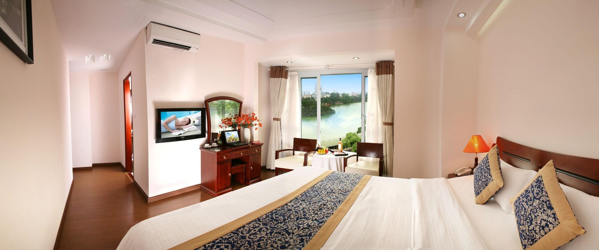 Lakeside Palace Hotel Hanoi Bagian luar foto