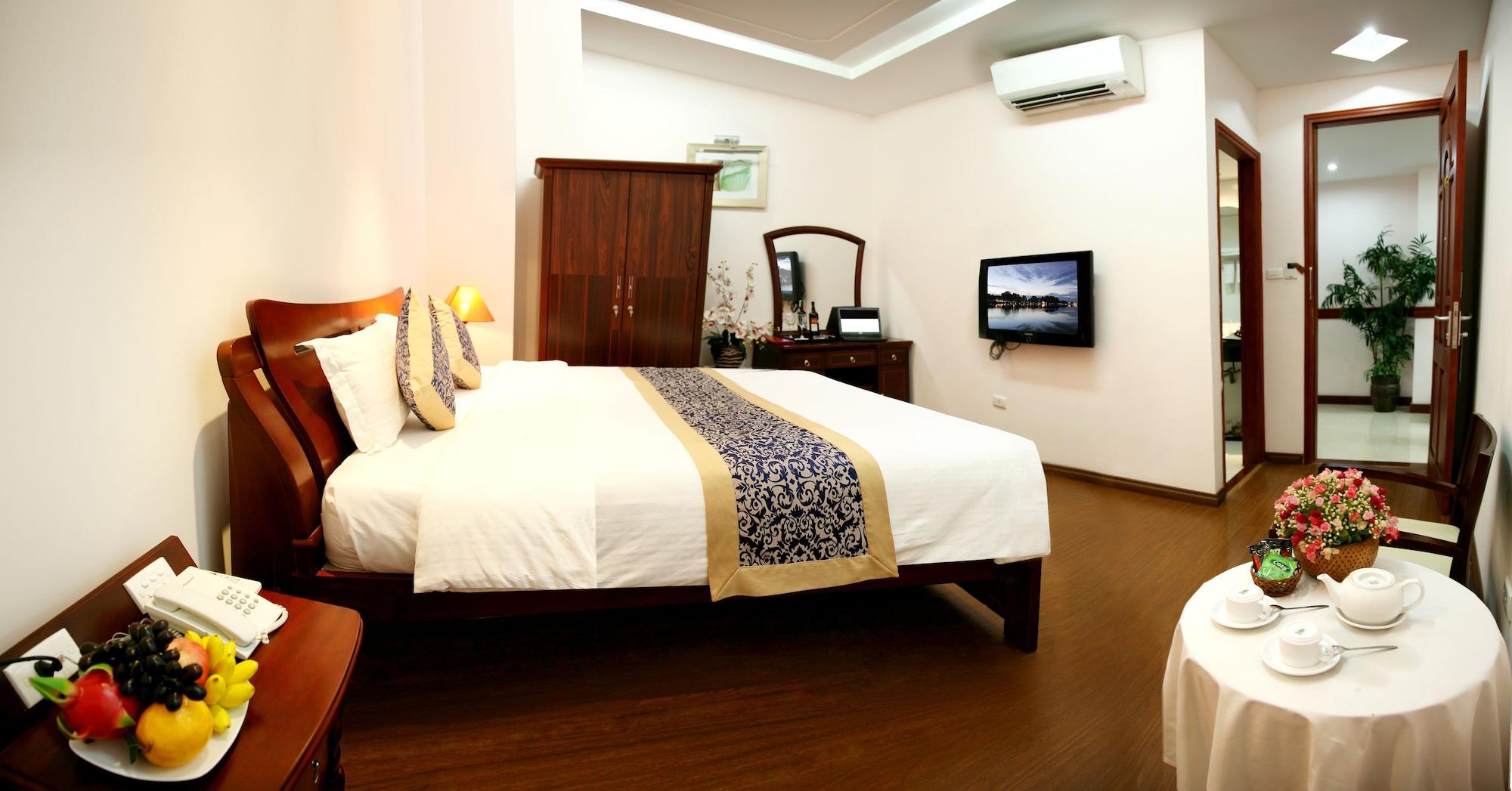 Lakeside Palace Hotel Hanoi Bagian luar foto