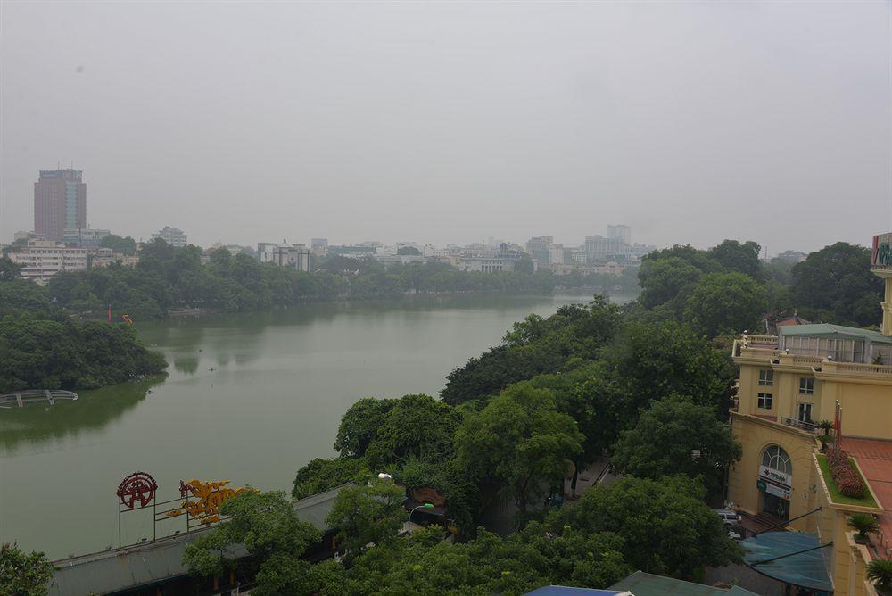 Lakeside Palace Hotel Hanoi Bagian luar foto