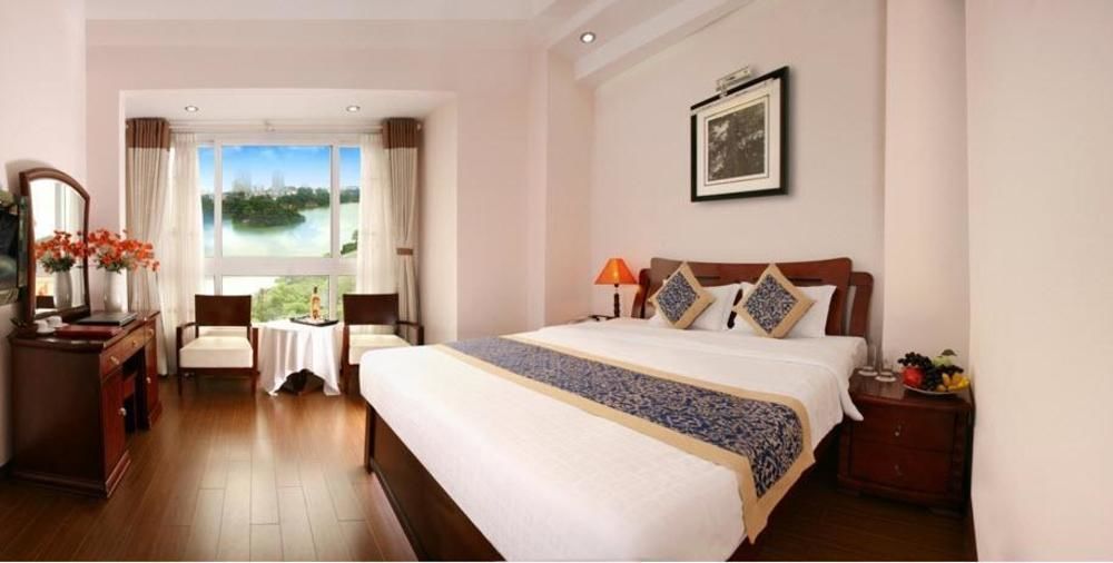 Lakeside Palace Hotel Hanoi Bagian luar foto